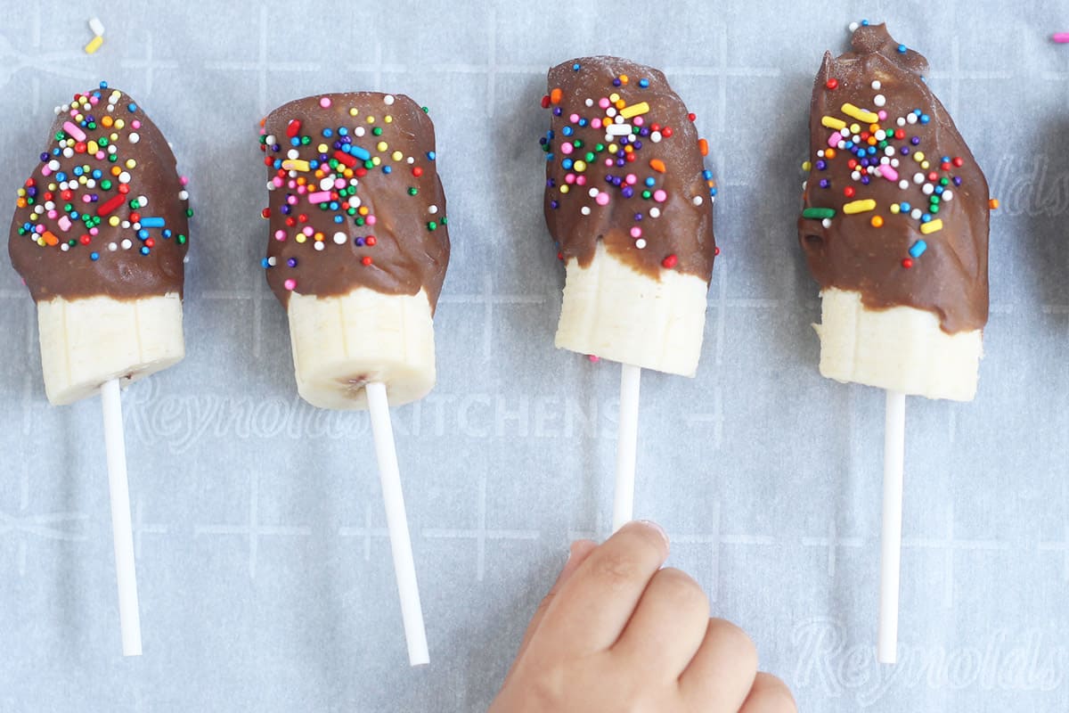 Chocolate Covered Banana Pops (to Share with the Kids)