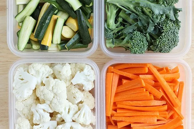 veggies-in-storage-containers