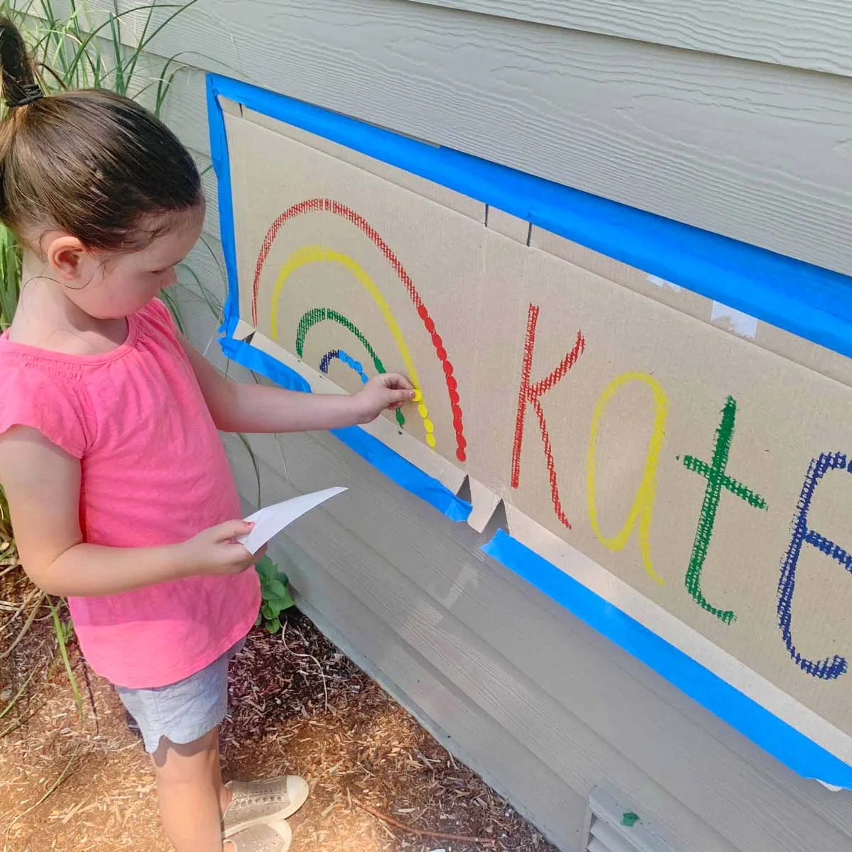 Outdoor Dot Sticker Line-Up (so fun!) – Busy Toddler