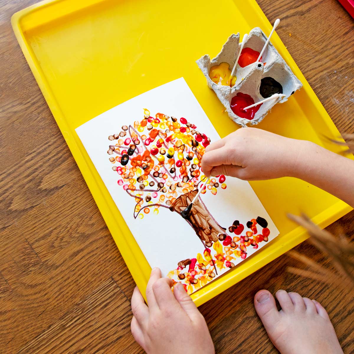 Easy Fall Art Project – Busy Toddler
