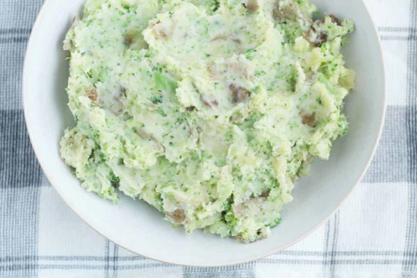 Healthy Mashed Potatoes with Broccoli