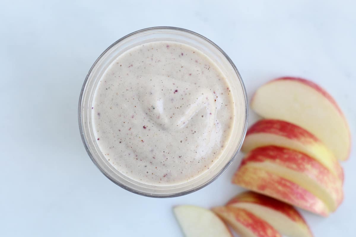 Easy Apple Smoothie (So Yummy and Nutritious!)