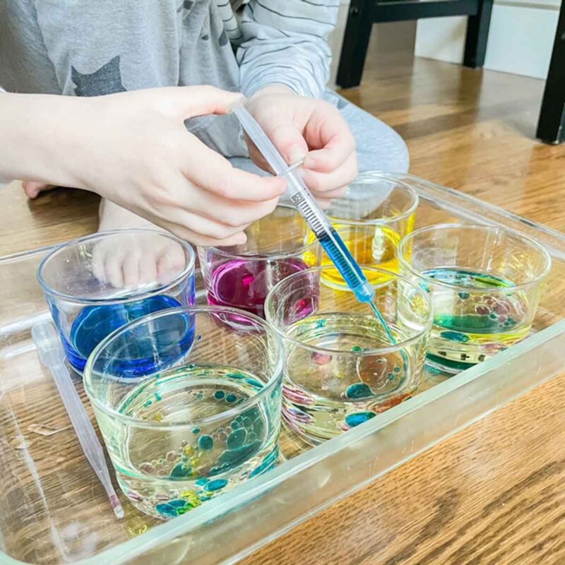 Oil and Water Science Experiment - Busy Toddler